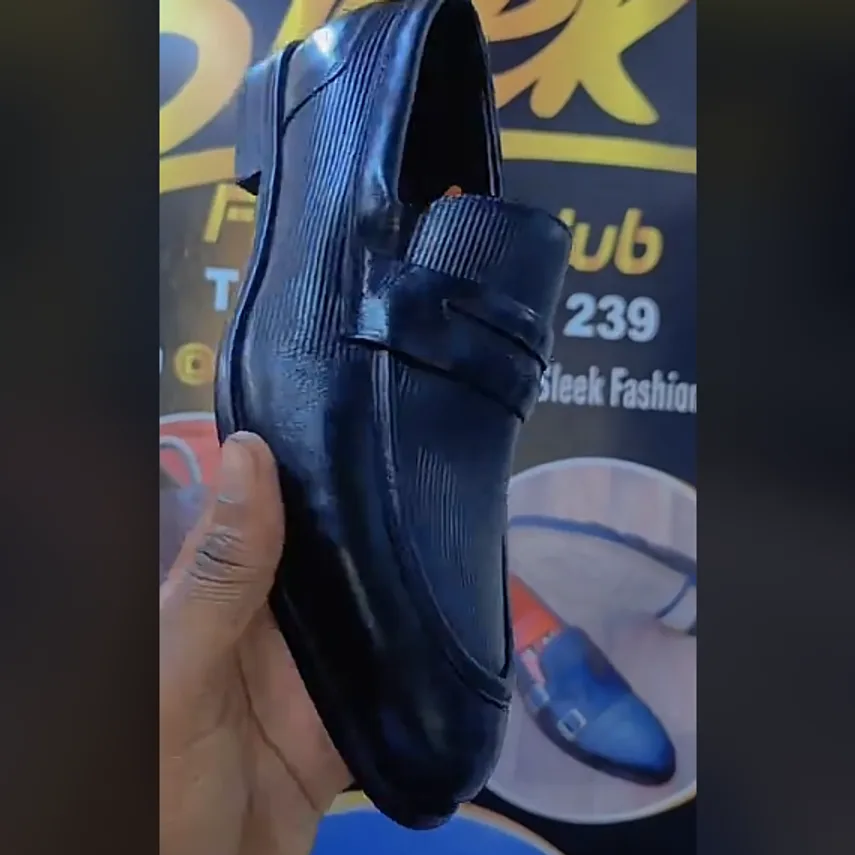 Black Ribbed Strap Loafer — Black